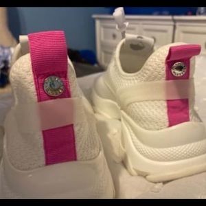 Steve Madden Sneakers